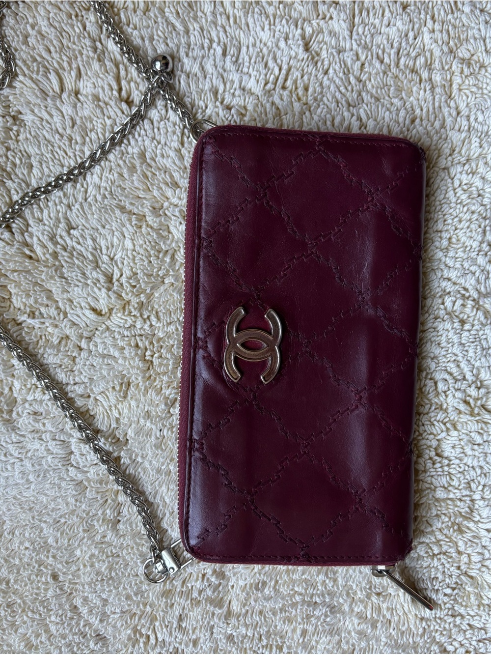 CHANEL Quilted Lambskin Zip Wallet on Chain - Burgundy with Silver Hardware